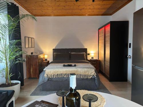 Vari-Voula-Vouliagmeni Villa | 3R-in-3V