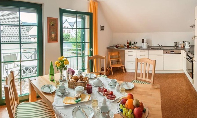 Trittenheim Bed & Breakfast | 4-bed apartment Trittenheimer Apotheke (new building) - Ferienweingut Wolfgang Bollig -