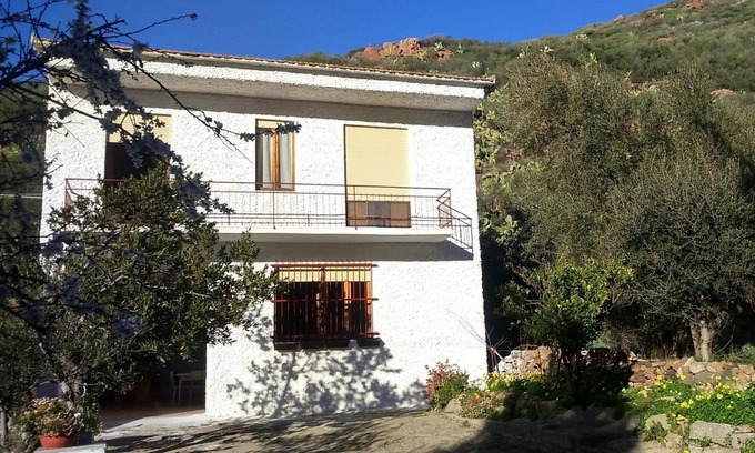 Azzagulta House | 4 Bed house, nestled in the foothills rising from the coast, with sea views