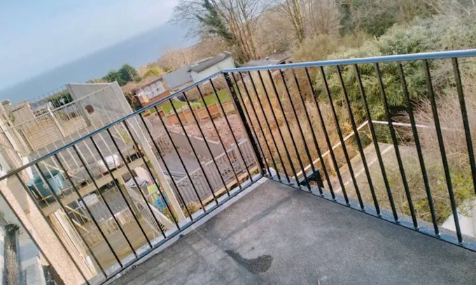 Townhill House | 4 Bed house, Sea view balcony