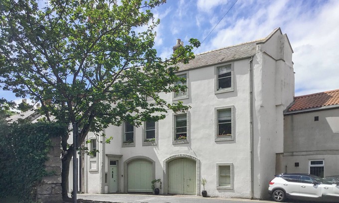 Berwick-upon-Tweed Cottage | 4 bedroom accommodation in Berwick-upon-Tweed