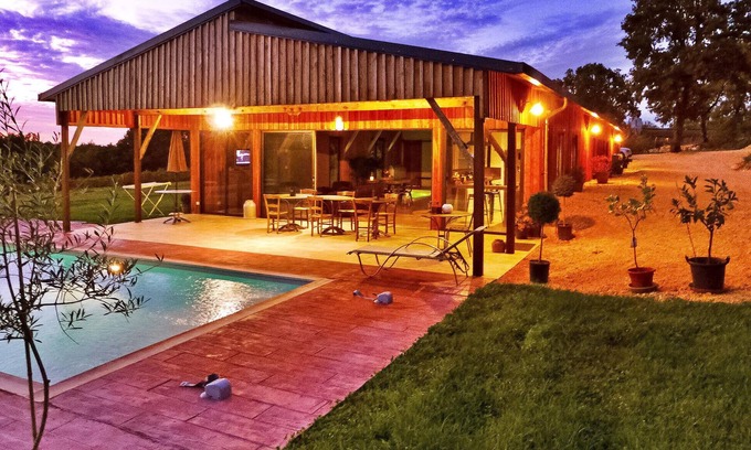 Florimont-Gaumier House | 4 bedroom accommodation in Florimont Gaumiers