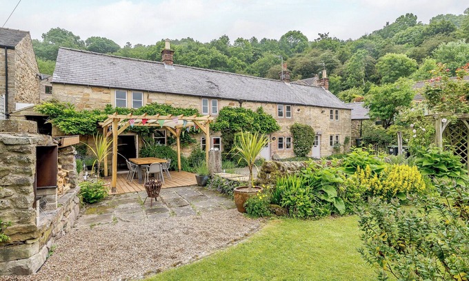 Matlock Cottage | 4 bedroom accommodation in Matlock