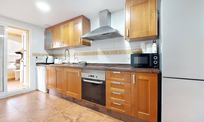 Playa de Almarda House | 4 bedroom accommodation in Sagunto