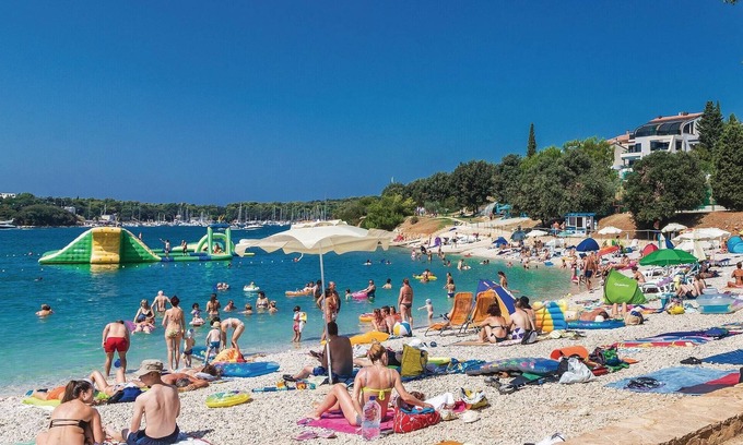 Pinezici House | 4 bedroom accommodation in Marcana