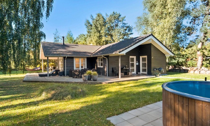 Nykobing Sjaelland House | 4 bedroom beautiful home in Nykøbing Sj