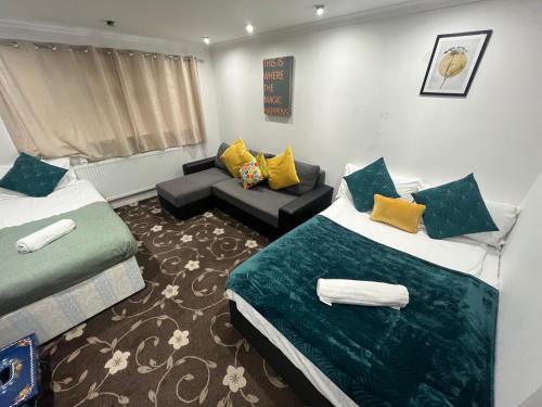 Smethwick House | 4 bedroom cosy home Birmingham