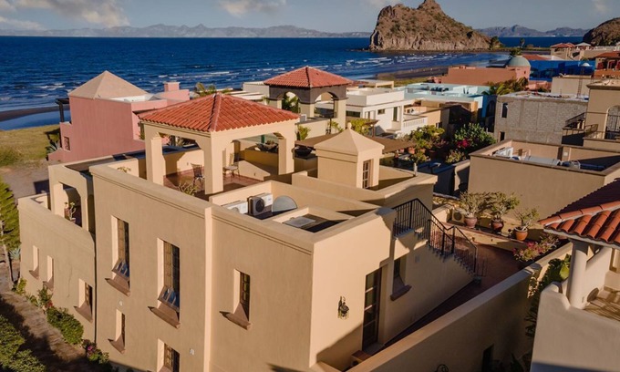 Nopolo House | 4-bedroom custom-built house with an amazing view to the Sea of Cortez…