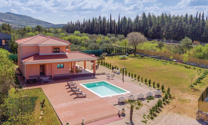 Bilice House | 4 bedroom gorgeous home in Bilice