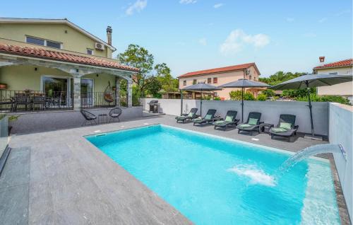 Pula House | 4 Bedroom Gorgeous Home In Pula