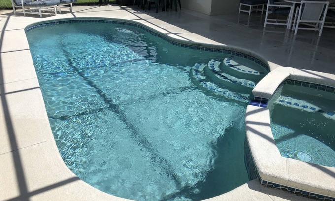 Calabay Parc House | 4 Bedroom Pool Home withSpa/Lanai/Game Room. Close to the Attractions