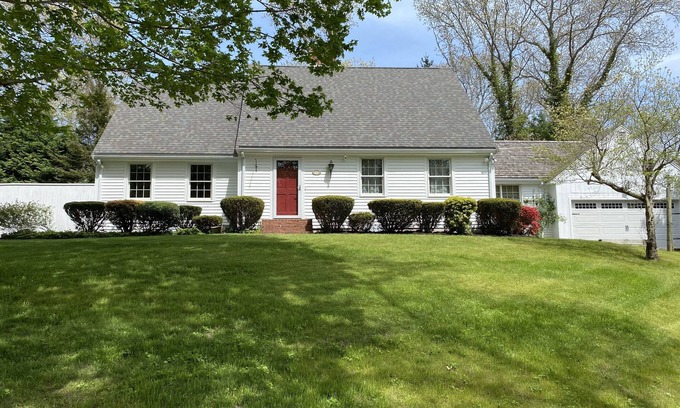 East Sandwich House | 4 bedroom, private beach access