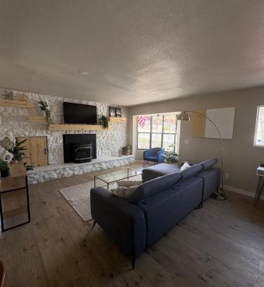 Farmington House | 4-Bedroom Retreat with Pool