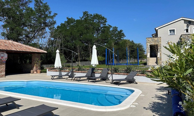 Lopar House | 4 bedroom stunning home in Lopar