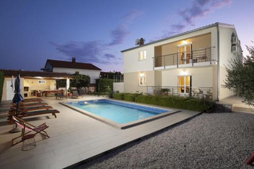 Brnobici Villa | 4 bedroom villa Renata near Porec
