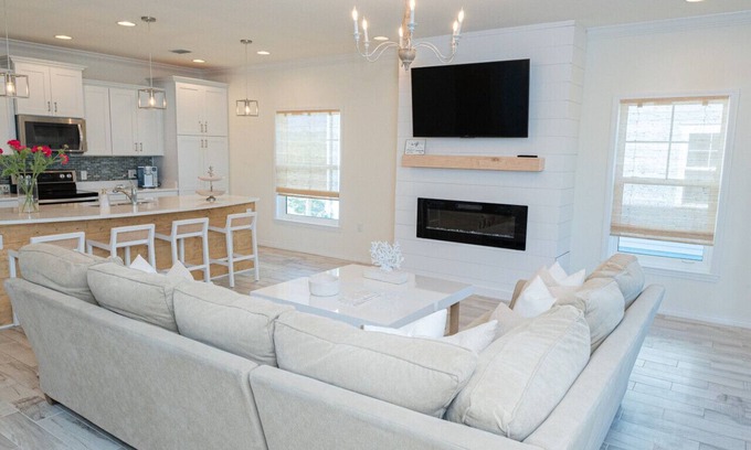 Ono Island Villa | 4 br villa with hot tub, pool, gym, golf, shuttle