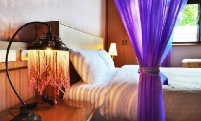 Ren'ai Bed & Breakfast | -4,Chingjing 4pax Violet