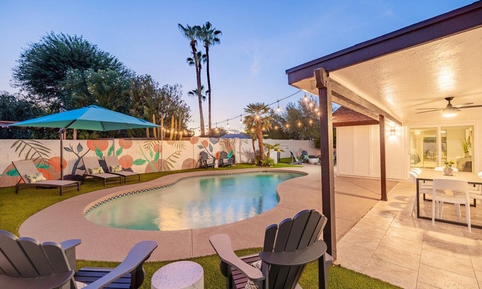 Covey House | 4 King Beds - Quiet Neighborhood, Heated Pool+Putting Green+Bocce
