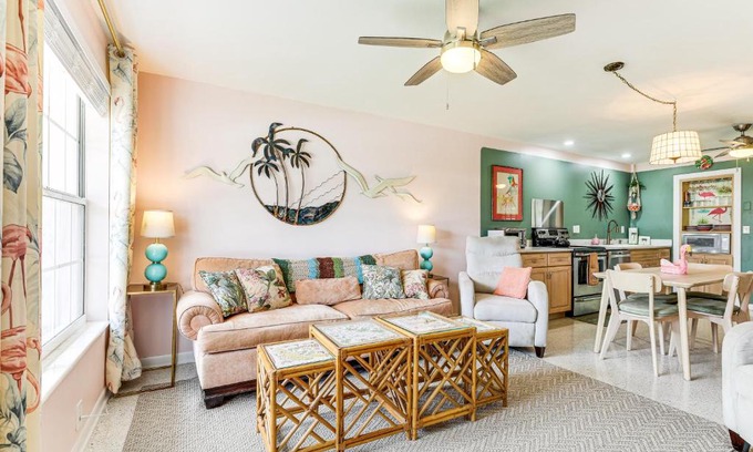 Stuart House | 4 Mi to Beaches Vibrant Stuart Villa with Patio!