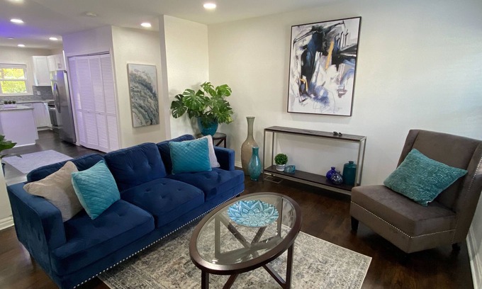 Washington Park House | 4 min to Falcons Stadium - Free Parking - easy Interstate access