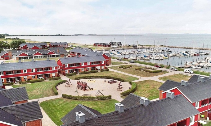 Lemvig Apartment | 4 person holiday home on a holiday park