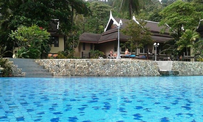 Ko Chang Resort | 4 star beachfront resort , superior garden