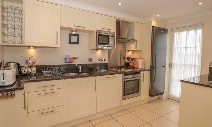 Thurlestone Cottage | 4 Thurlestone Beach House