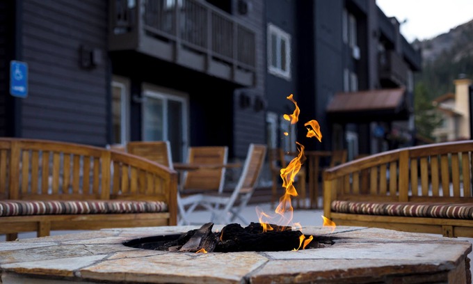 Olympic Valley Hotel | 4 Units Studios | Kitchen | Free Parking | Olympic Valley