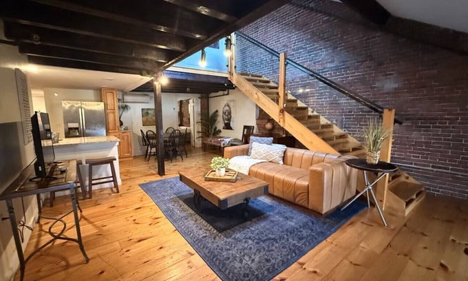 Old Port Apartment | 416 Fore St Apartment 2