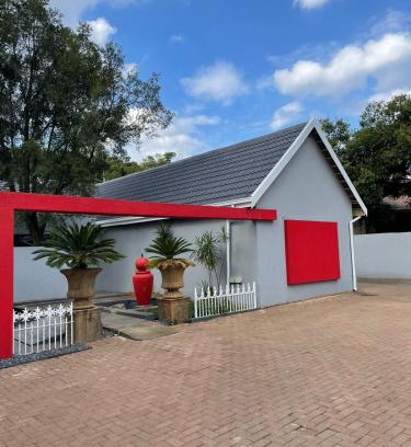 Pretoria House | 473 On Cliff