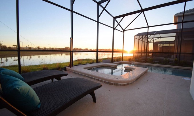 Kissimmee House | 4809 - 5 Bedroom Pool Home Overlooking Pond - Storey Lake Under 10 Min to Disney