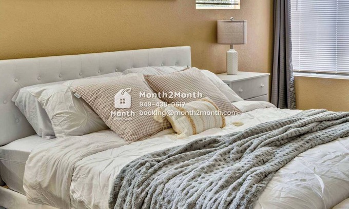 Fontana House | 4B Summit Haven Retreat|Garage access|Dedicated Workspace|Pets Allowed #42360