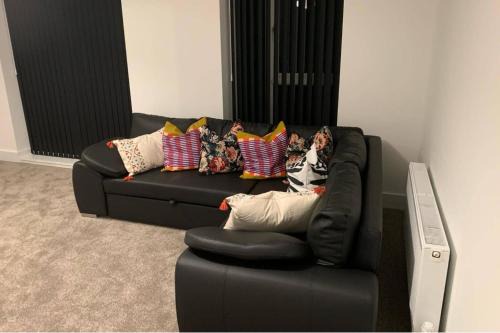 South Ockendon House | 4Bed House - Direct links into Central London