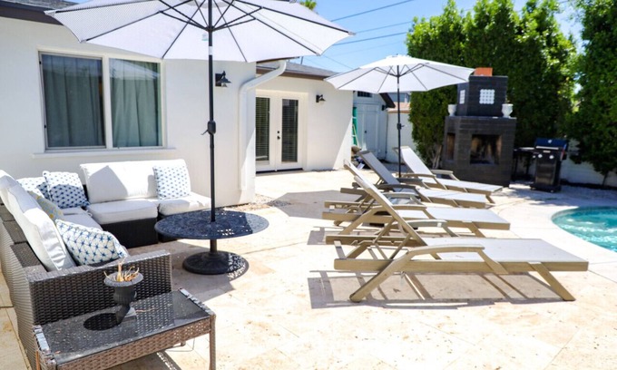 Southwest Village House | 4BR/2BA Beautifully Furnished Home in Old Town!