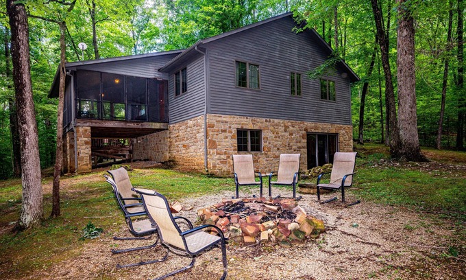 Nashville Cabin | 4BR, 3BA cabin