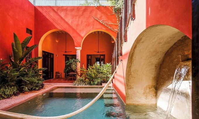 Centro House | 4BR Colonial Elegance & Priv Oasis Downtown Merida
