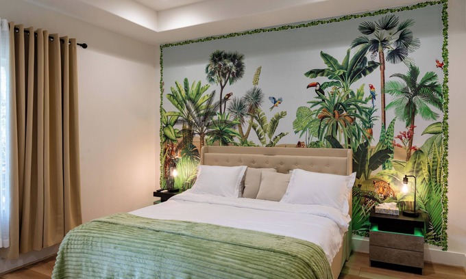 OST - South Union House | 4BR Fun House in Houston w/Hot Tub, Grills & Games and more