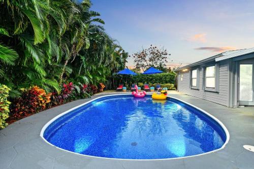 Palm Beach Gardens House | 4br Home W Guest Suite Pool Near Pga & Beach