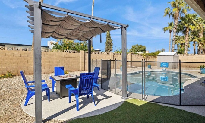 Raskin Estates House | 4BR w/Pool, Pool Table, Fire Pit & BBQ Grill