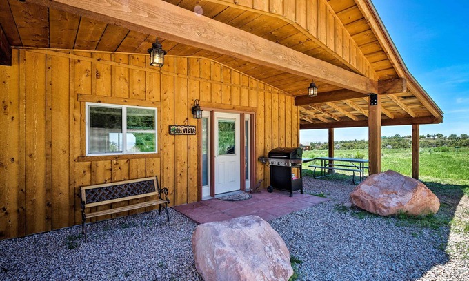 Spanish Valley Apartment | 5-Acre Moab Studio w/BBQ & Stunning Mtn Views
