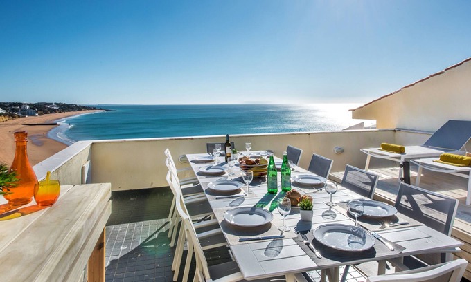 Peneco Beach Villa | 5 bed room villa on top of the Beach Unique spoot