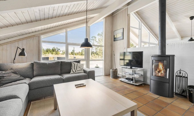 Jerup House | 5 bedroom accommodation in Jerup