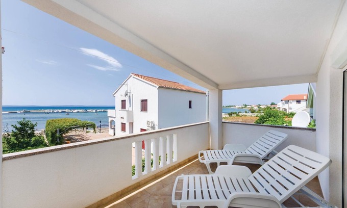 Privlaka House | 5 bedroom awesome home in Privlaka