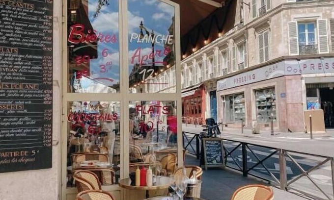Marais Apartment | 5 BEDROOM SOUPLEX APARTMENT IN THE MARAIS NEAR TO PLACE DE VOSGES