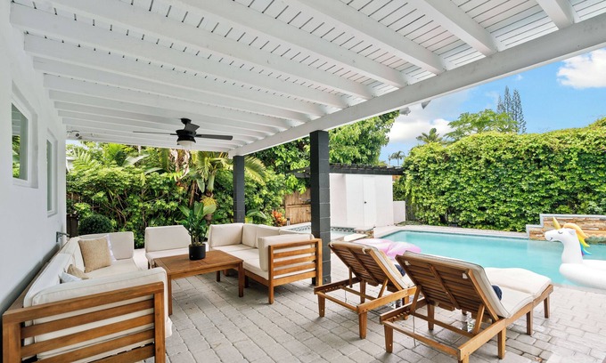 The Roads House | 5 Bedroom Villa Next Brickell