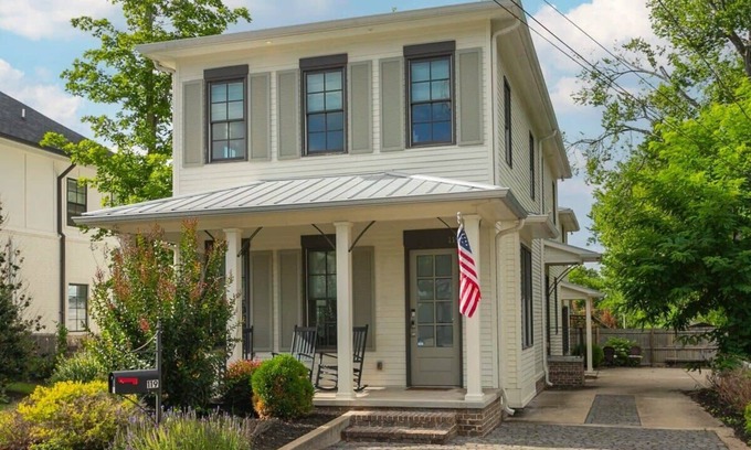 Historic Downtown Franklin House | 5-Block Stroll to Downtown Franklin