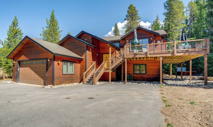 Blue River House | 5 Mi to Ski Resort: Breck Home w/Hot Tub!
