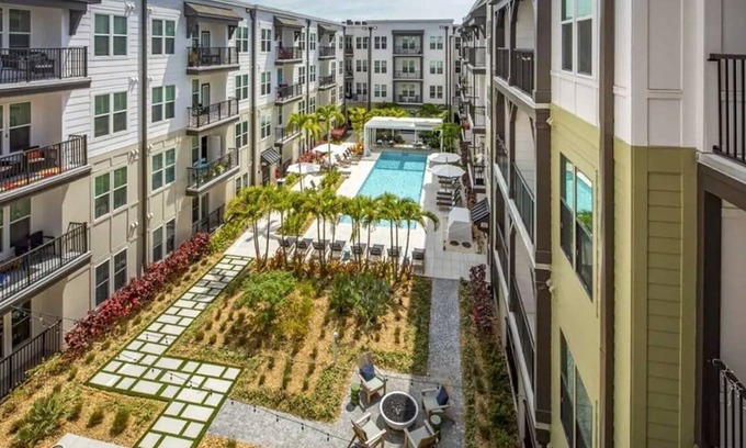 North Hyde Park Apartment | 5 min Downtown/Hyde Park/UT 5-Star