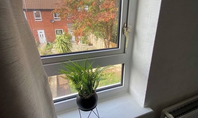 Newark House | 5 mins walk to the riverside and town/restaurants/castle/showground 5 min drive
