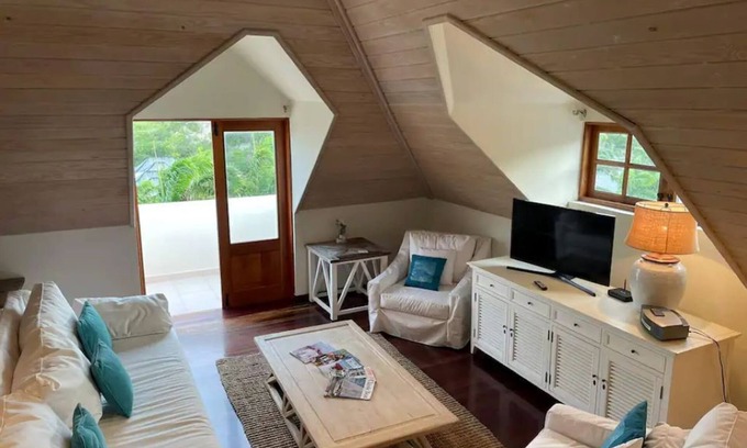 Freetown Apartment | 5 minutes to the beach 2 minutes to our infinity pools spacious 2 bedroom villa,